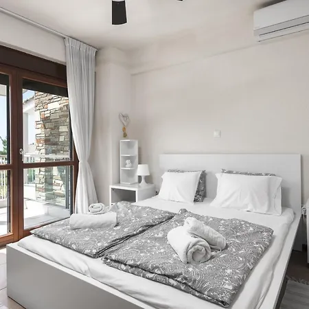 Луксозна вила Azapiko Dream By Luxlikehome *
