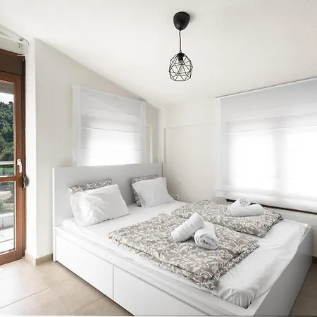 Azapiko Dream By Luxlikehome Ladhokopana
